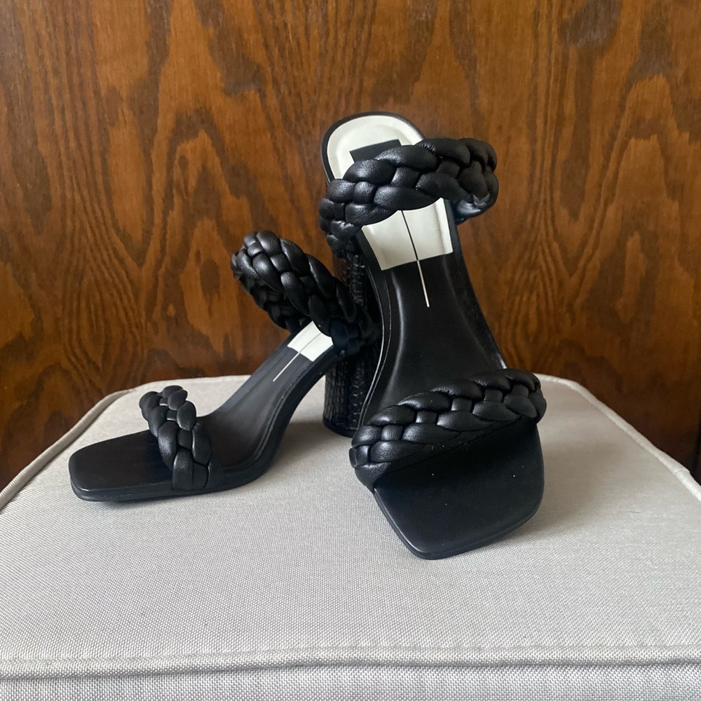 Women’s black mule with black braid